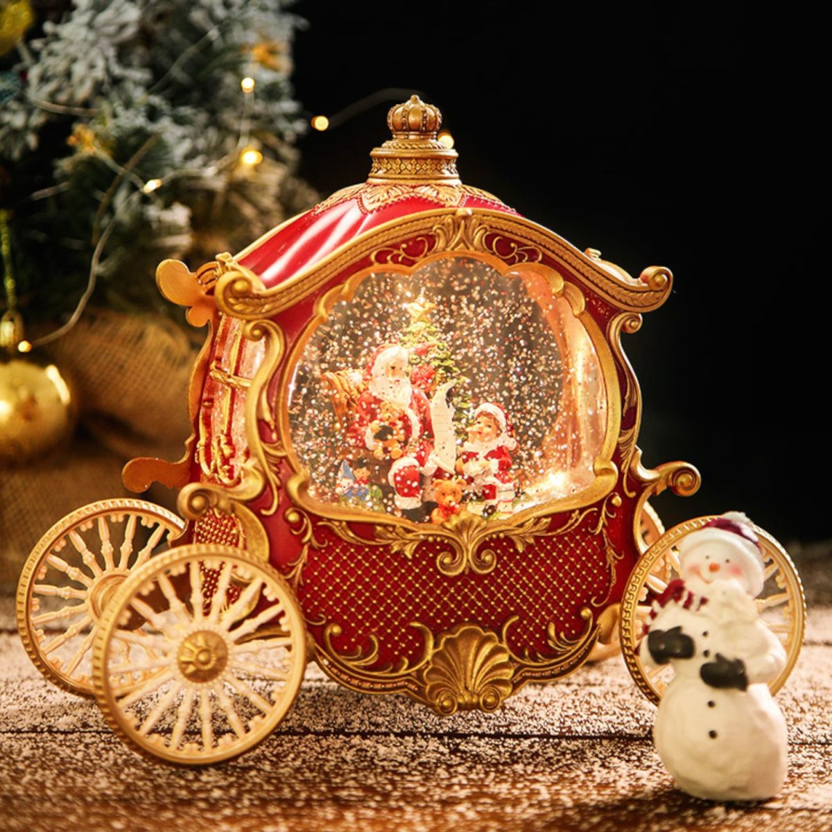 Felinar Model Trăsură Regală de Crăciun